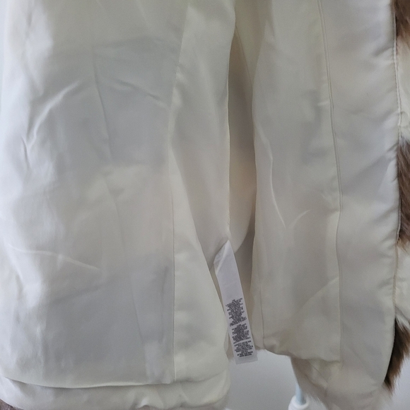 White House Black Market Faux Fur Chevro Striped Vest in brown and white Size SP - Picture 16 of 16